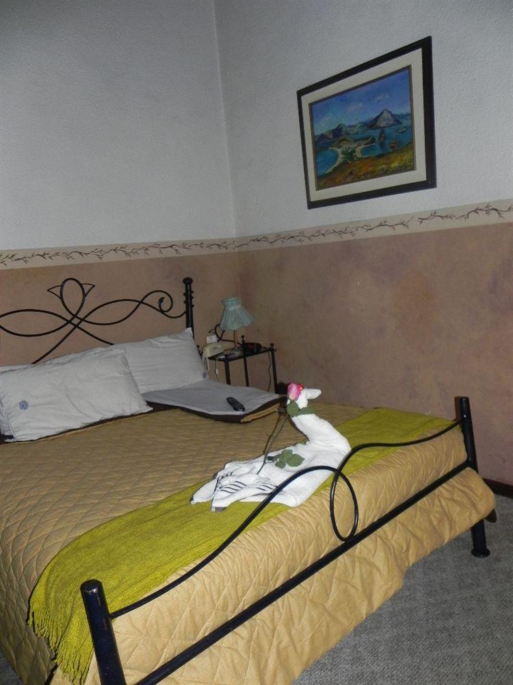 Hotel Nass Sol De Quito Exterior foto
